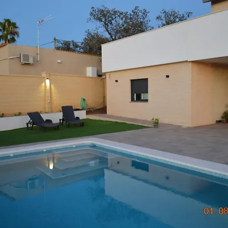 El Refugio Hétvégi ház *